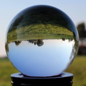 LES SPHERES DE CRISTAL