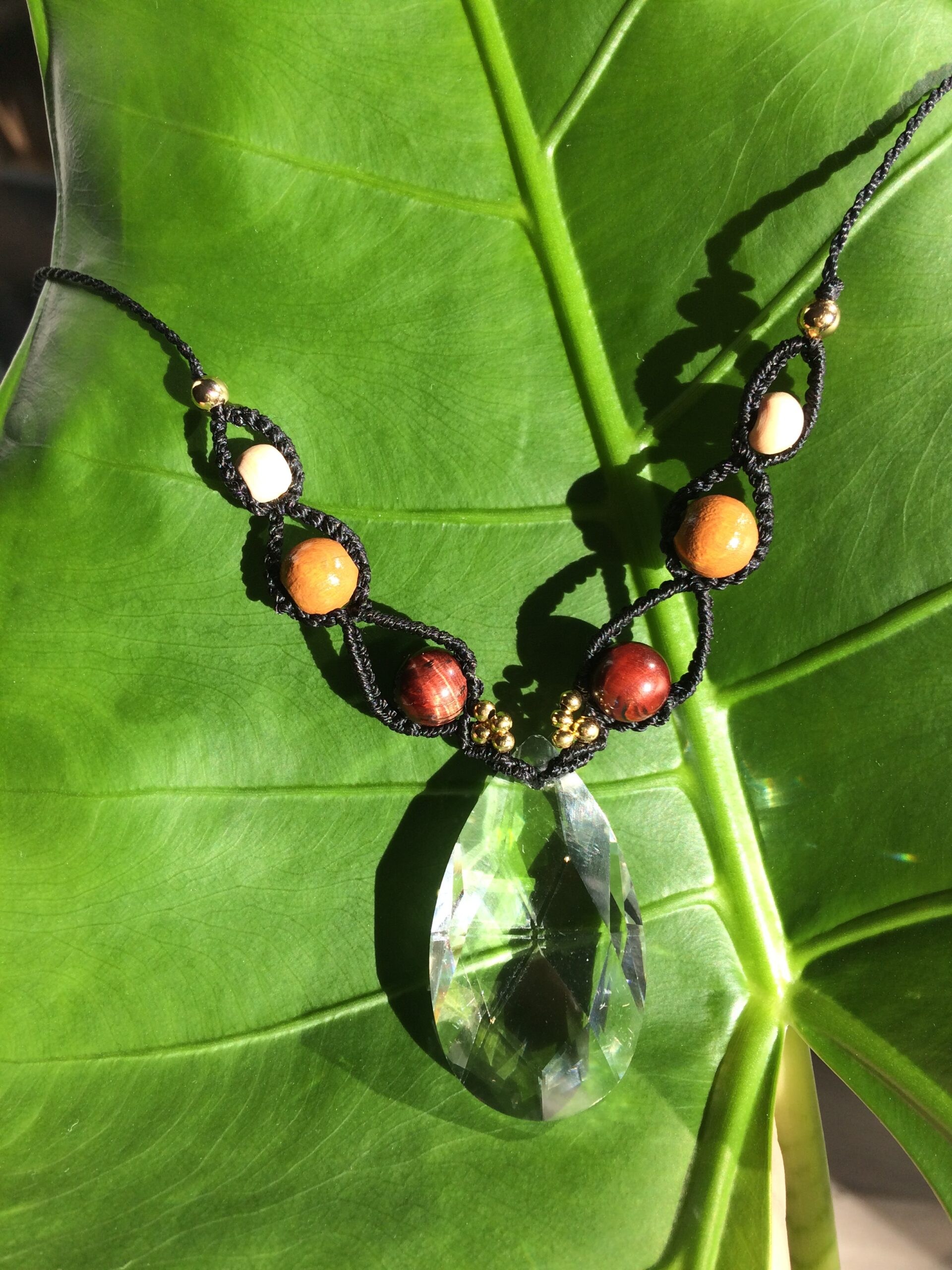 Bijoux soins goutte - Œil de taureau